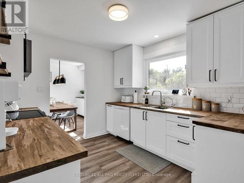 7501 Cavan Road, Hamilton Township (Bewdley), ON - Indoor Photo Showing Kitchen