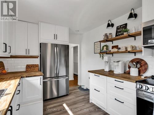 7501 Cavan Road, Hamilton Township (Bewdley), ON - Indoor Photo Showing Kitchen