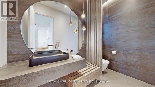 77 Risebrough Avenue, Toronto, ON - Indoor Photo Showing Bathroom