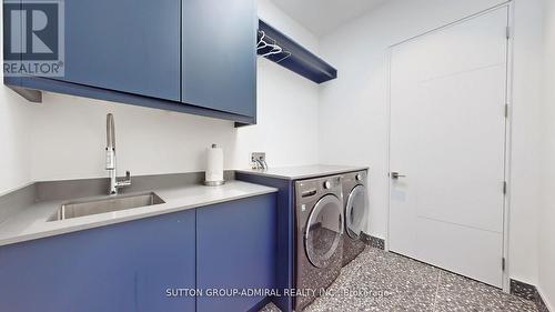 77 Risebrough Avenue, Toronto, ON - Indoor Photo Showing Laundry Room