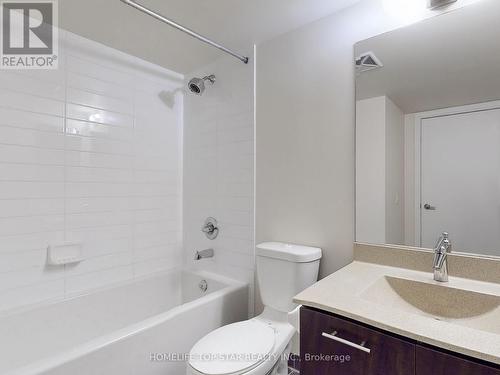 2821 - 135 Green Village Square, Toronto (Agincourt South-Malvern West), ON - Indoor Photo Showing Bathroom