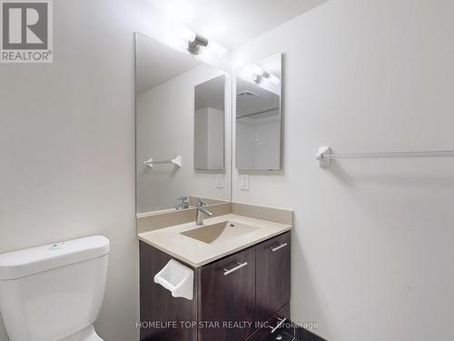 2821 - 135 Green Village Square, Toronto (Agincourt South-Malvern West), ON - Indoor Photo Showing Bathroom