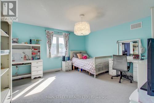 140 Meadow Vista Crescent, East Gwillimbury (Holland Landing), ON - Indoor Photo Showing Bedroom