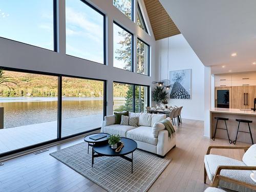 Salon - 93 Ch. Au Pied-De-La-Côte, Saint-Donat, QC - Indoor Photo Showing Living Room