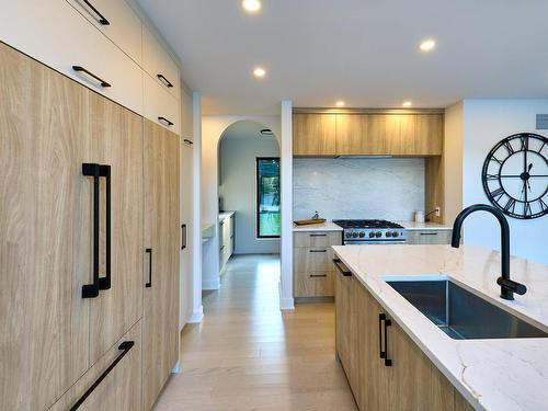 Kitchen - 93 Ch. Au Pied-De-La-Côte, Saint-Donat, QC - Indoor Photo Showing Kitchen With Upgraded Kitchen