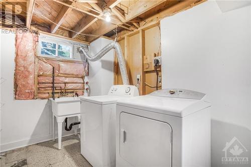 Basement Laundry Room - 2030 Dovercourt Avenue, Ottawa, ON - Indoor Photo Showing Laundry Room