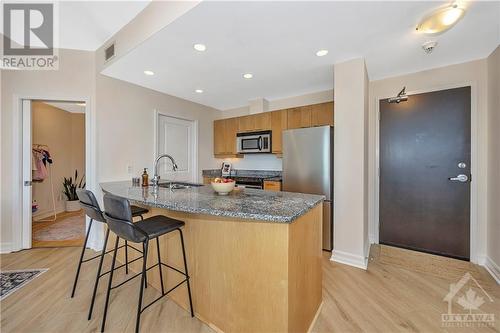 1227 Wellington Street Unit#803, Ottawa, ON - Indoor Photo Showing Kitchen