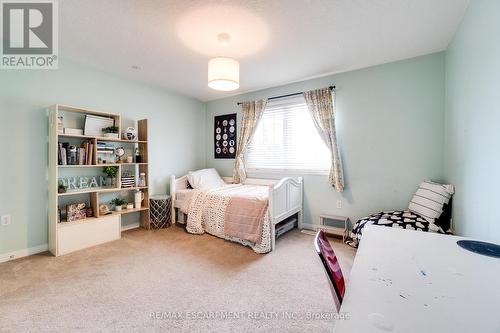 72 Sidney Crescent, Hamilton (Stoney Creek Mountain), ON - Indoor Photo Showing Bedroom