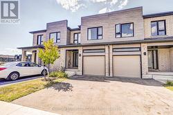 5 ROPER PLACE  Kitchener, ON N2R 0R8