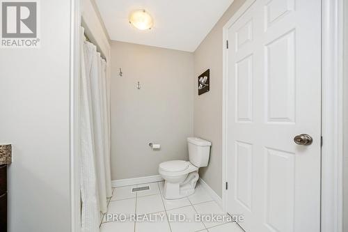 29 Maude Lane, Guelph (Grange Hill East), ON - Indoor Photo Showing Bathroom