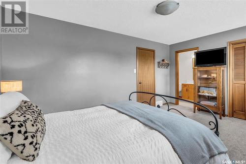 4308 Pasqua Street, Regina, SK - Indoor Photo Showing Bedroom