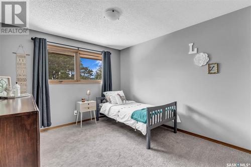 4308 Pasqua Street, Regina, SK - Indoor Photo Showing Bedroom