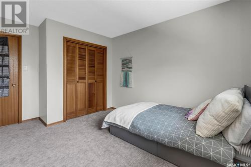 4308 Pasqua Street, Regina, SK - Indoor Photo Showing Bedroom