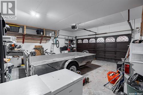 4308 Pasqua Street, Regina, SK - Indoor Photo Showing Garage