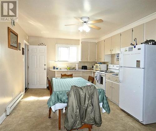 601-601A St Felix Street, Cornwall, ON - Indoor Photo Showing Kitchen