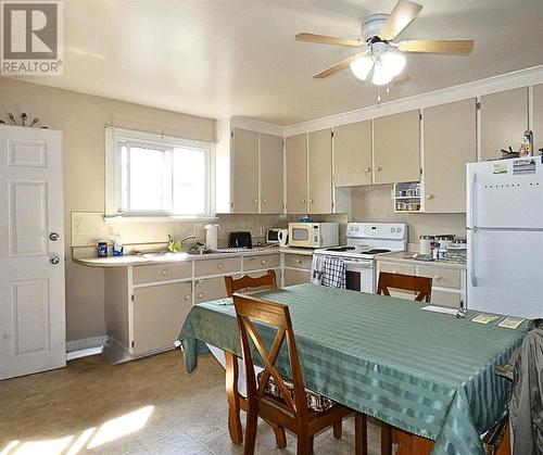 601-601A St Felix Street, Cornwall, ON - Indoor Photo Showing Kitchen