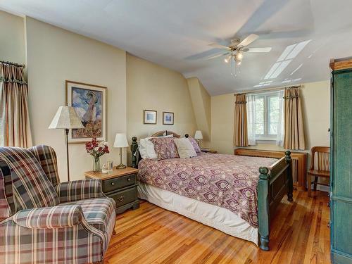 Chambre Ã  coucher principale - 212 Av. Kindersley, Mont-Royal, QC - Indoor Photo Showing Bedroom