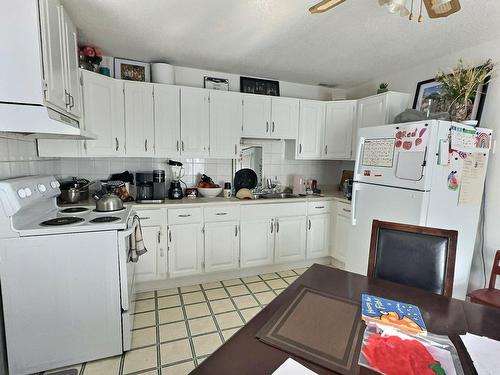 Kitchen - 196 2E Avenue, Témiscaming, QC - Indoor Photo Showing Kitchen