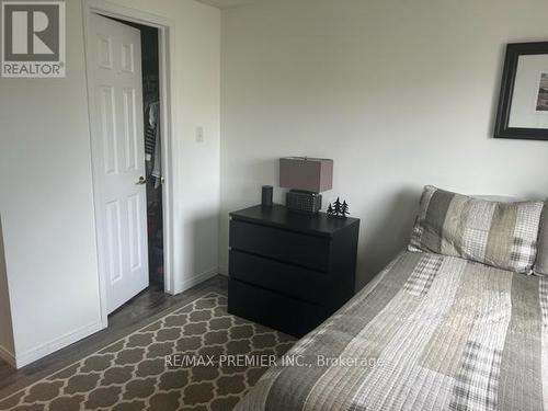 25 Srigley Street, Barrie (Holly), ON - Indoor Photo Showing Bedroom