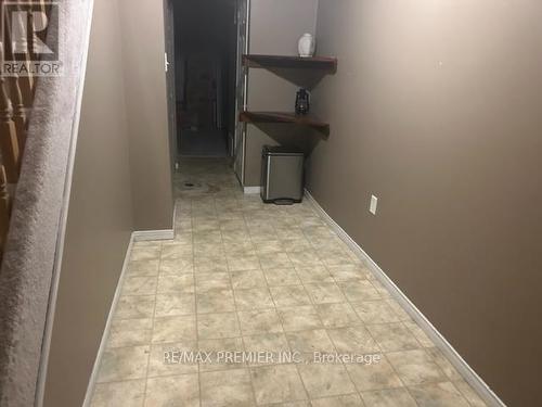 25 Srigley Street, Barrie (Holly), ON - Indoor Photo Showing Other Room