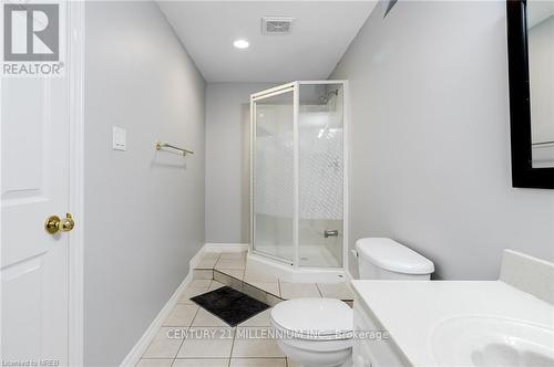 381 Ferndale Road S, Barrie, ON - Indoor Photo Showing Bathroom