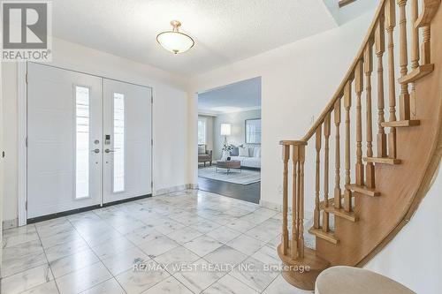 817 Damien Way, Mississauga (Erindale), ON - Indoor Photo Showing Other Room