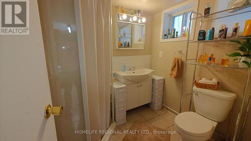 650 Old Weston Road, Toronto, ON - Indoor Photo Showing Bathroom