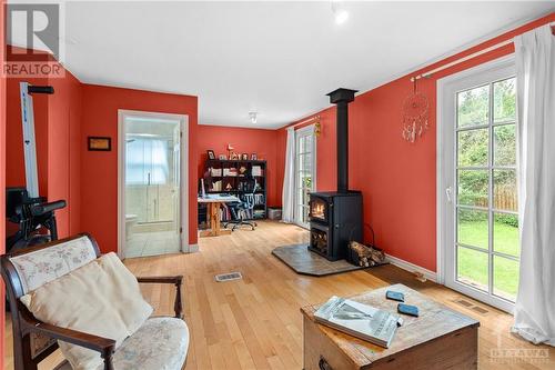 2706 Priscilla Street, Ottawa, ON - Indoor Photo Showing Living Room With Fireplace