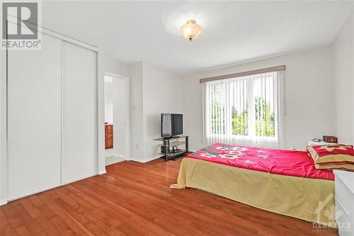 152 Flamborough Walk, Kanata, ON - Indoor Photo Showing Bedroom