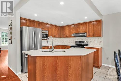 152 Flamborough Walk, Kanata, ON - Indoor Photo Showing Kitchen With Double Sink