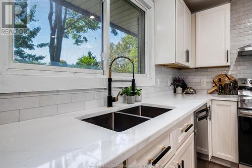 91 Woodlawn, Kingsville, ON - Indoor Photo Showing Kitchen With Double Sink