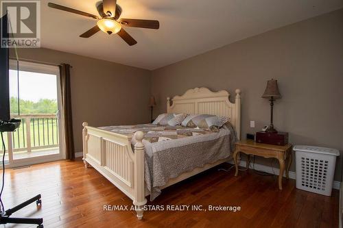 69 County Rd 121, Kawartha Lakes (Fenelon Falls), ON - Indoor Photo Showing Bedroom