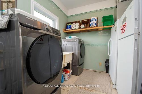 69 County Rd 121, Kawartha Lakes (Fenelon Falls), ON - Indoor Photo Showing Laundry Room