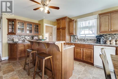 195 Highway East Other, Victoria, NL - Indoor Photo Showing Kitchen