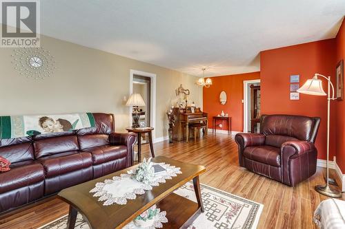 195 Highway East Other, Victoria, NL - Indoor Photo Showing Living Room