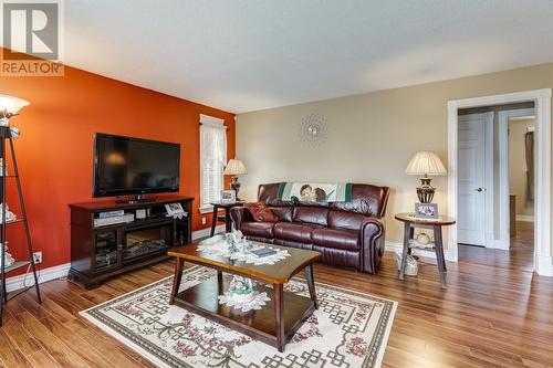 195 Highway East Other, Victoria, NL - Indoor Photo Showing Living Room