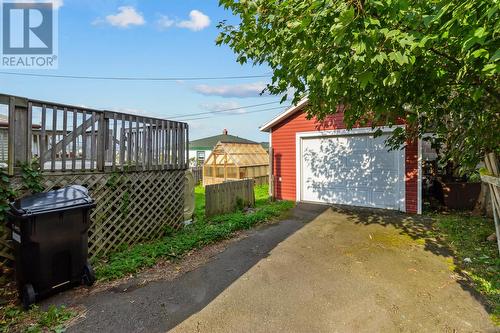 68 Cashin Avenue, St. John'S, NL - Outdoor