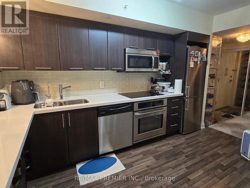 709 W - 565 Wilson Avenue, Toronto, ON - Indoor Photo Showing Kitchen With Stainless Steel Kitchen With Double Sink