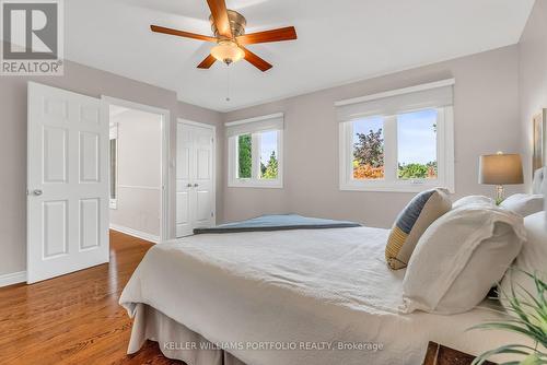 18 Ballyconnor Court, Toronto (Bayview Woods-Steeles), ON - Indoor Photo Showing Bedroom