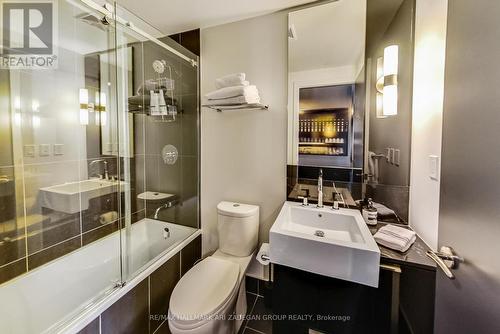 3108 - 88 Blue Jays Way, Toronto (Waterfront Communities), ON - Indoor Photo Showing Bathroom