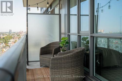 1611 - 20 Minowan Miikan Lane, Toronto, ON - Outdoor With Balcony With Exterior