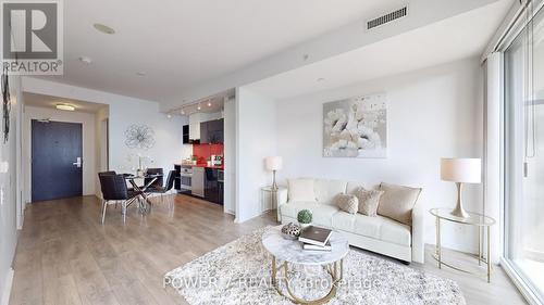 3111 - 125 Peter Street, Toronto (Waterfront Communities), ON - Indoor Photo Showing Living Room