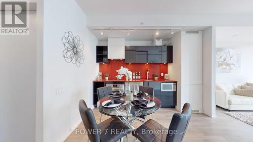 3111 - 125 Peter Street, Toronto (Waterfront Communities), ON - Indoor Photo Showing Dining Room