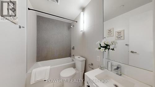 3111 - 125 Peter Street, Toronto (Waterfront Communities), ON - Indoor Photo Showing Bathroom