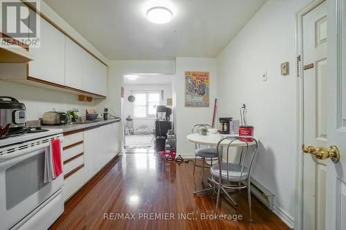 644 Srigley Street, Newmarket, ON - Indoor Photo Showing Kitchen