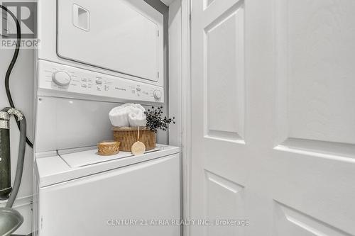 147 Chassie Court, Richmond Hill, ON - Indoor Photo Showing Laundry Room