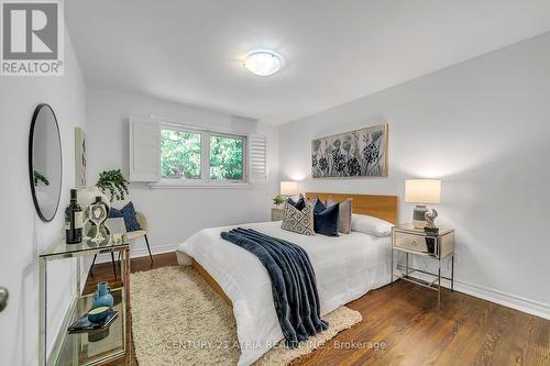 147 Chassie Court, Richmond Hill, ON - Indoor Photo Showing Bedroom