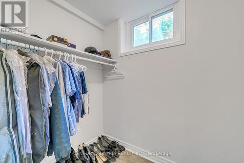 147 Chassie Court, Richmond Hill, ON - Indoor With Storage