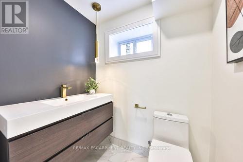 194 Slater Crescent, Oakville (Old Oakville), ON - Indoor Photo Showing Bathroom