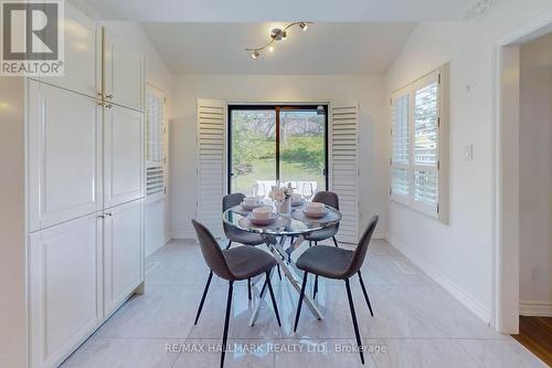 127 O'Connor Crescent, Richmond Hill, ON - Indoor Photo Showing Dining Room